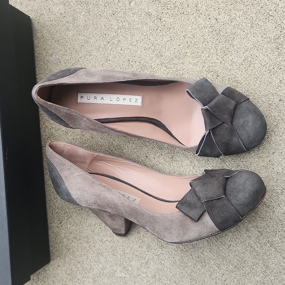Pura Lopez suede heels